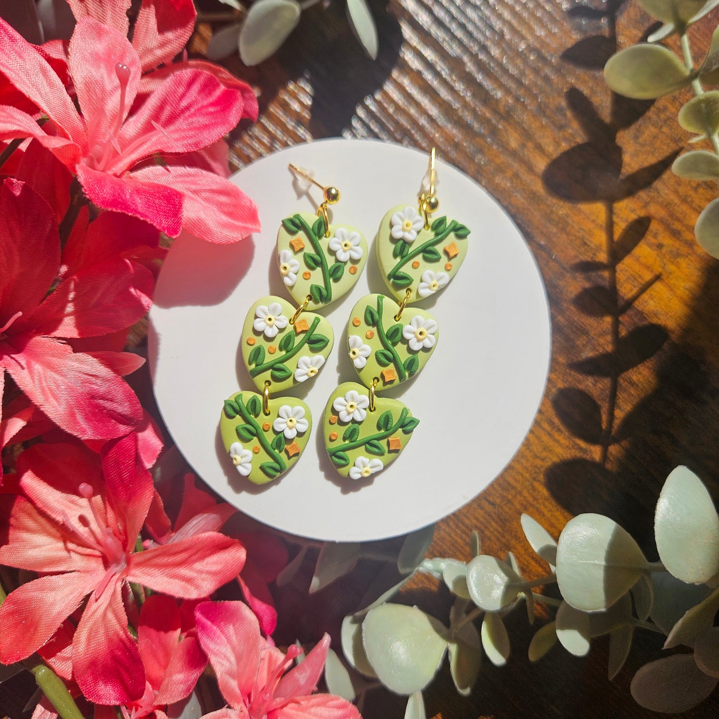 Green Daisy Heart trio