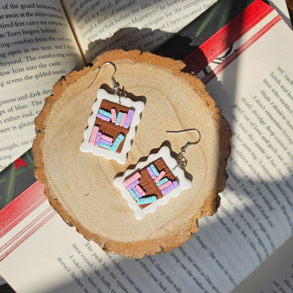 Book shelf pairs