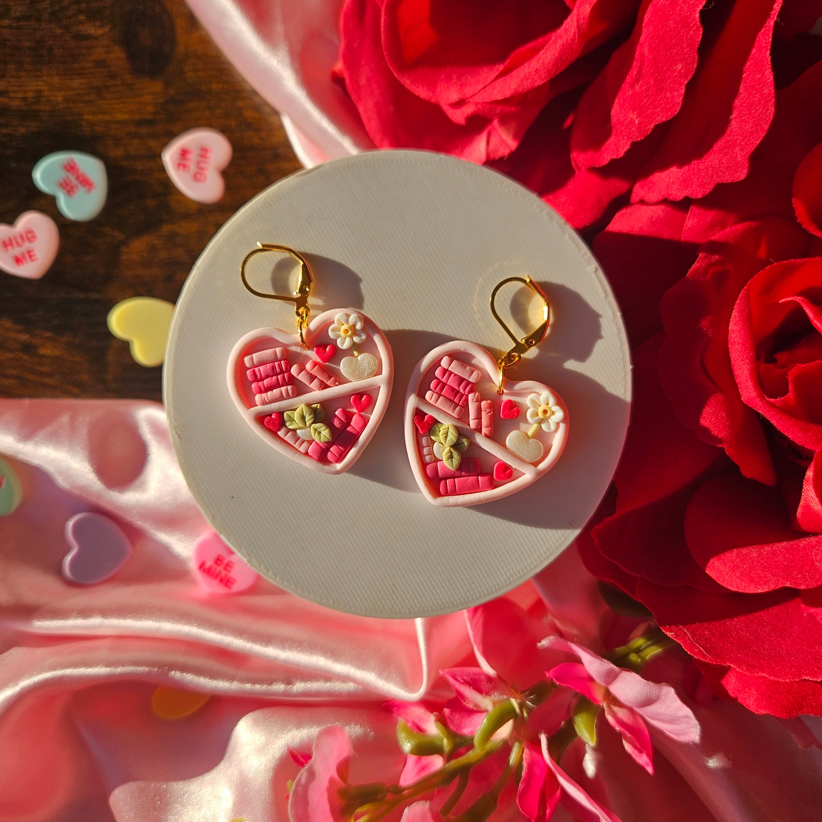 Valentines Book Shelf Hearts