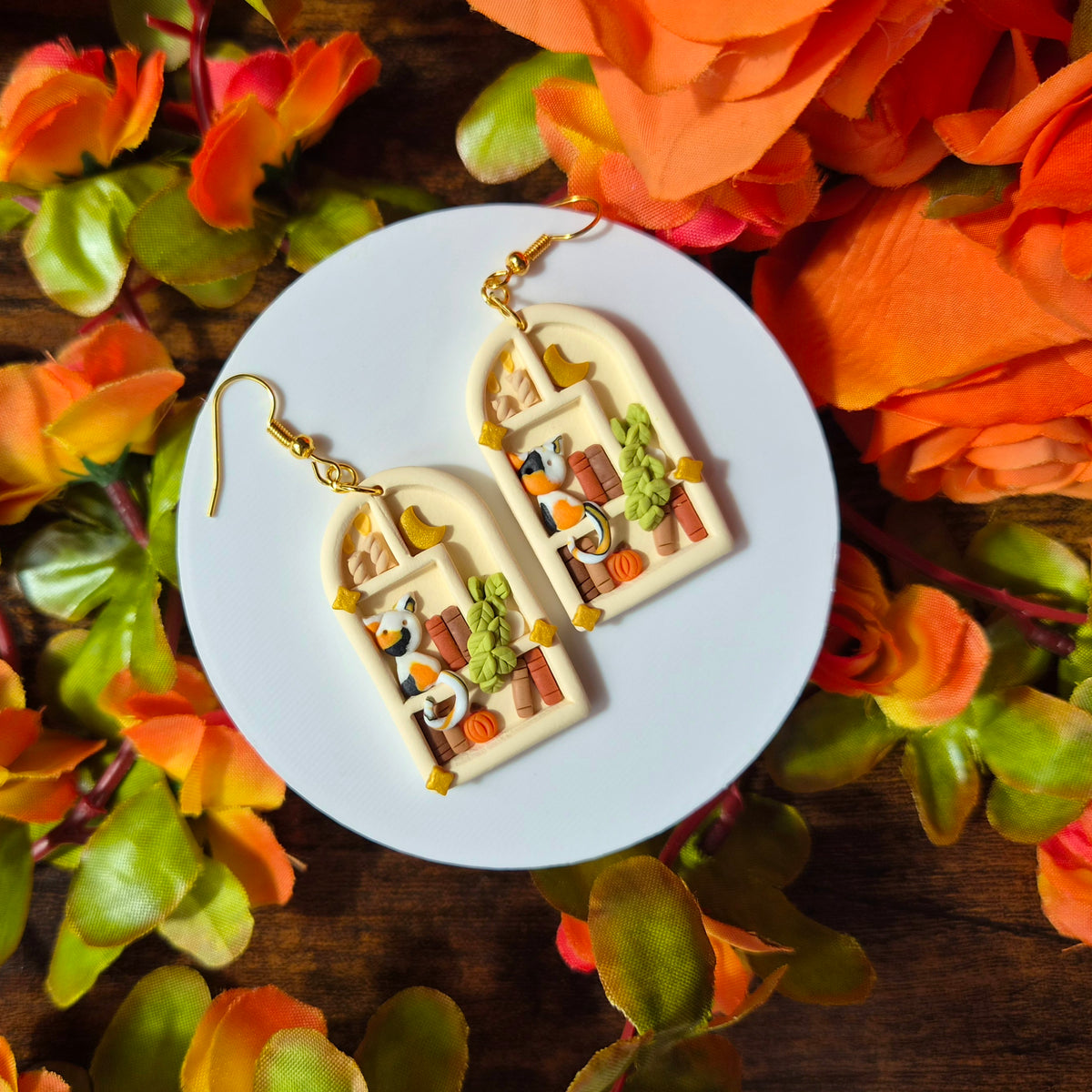 Autumnal Bookshelf Arches