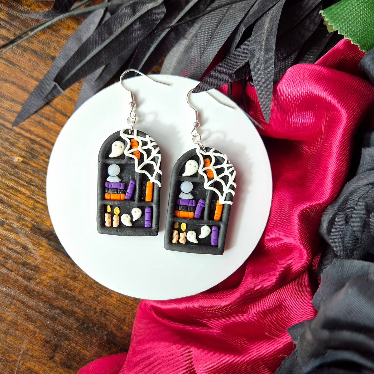 Halloween Arches Book Shelf