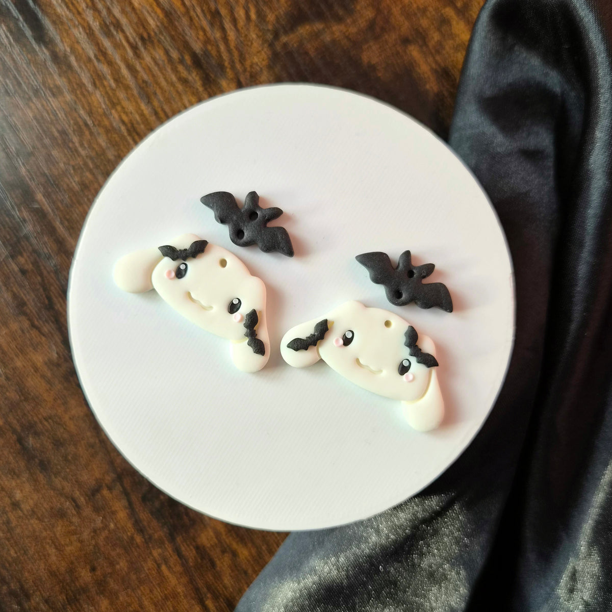 Cinnamoroll Bats - Glow in the Dark (OOAK)