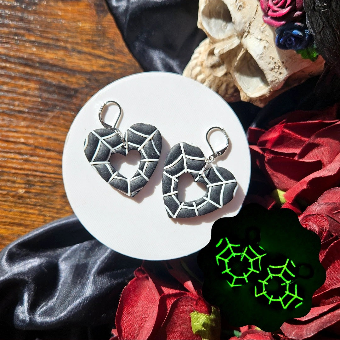 Halloween Web Hearts (large)