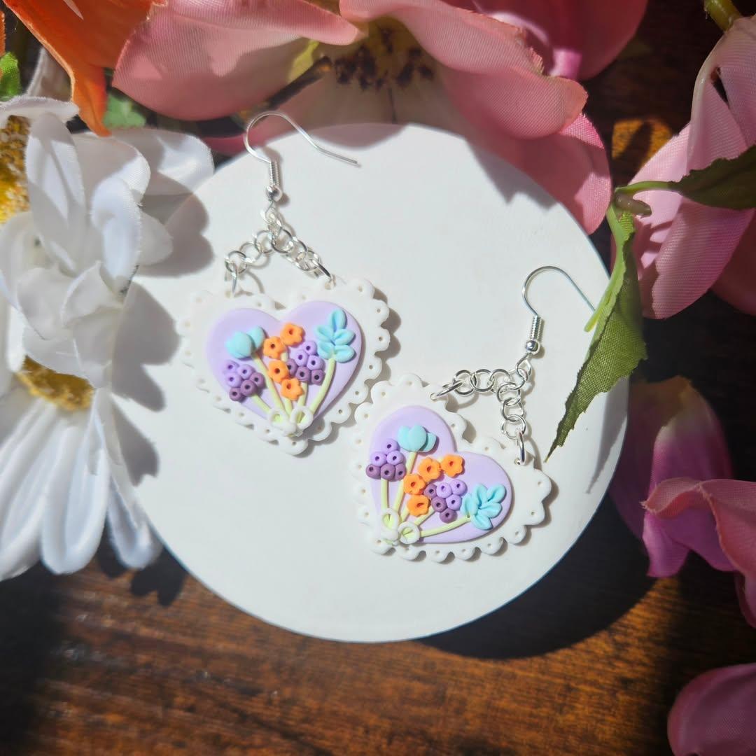 Wildflower Lace Hearts