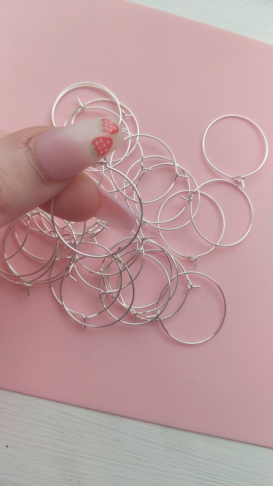 X HOOPS